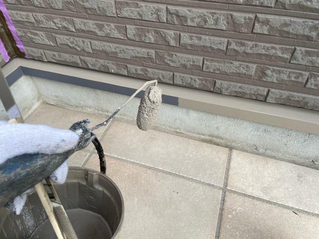 水切り上塗り一回目。